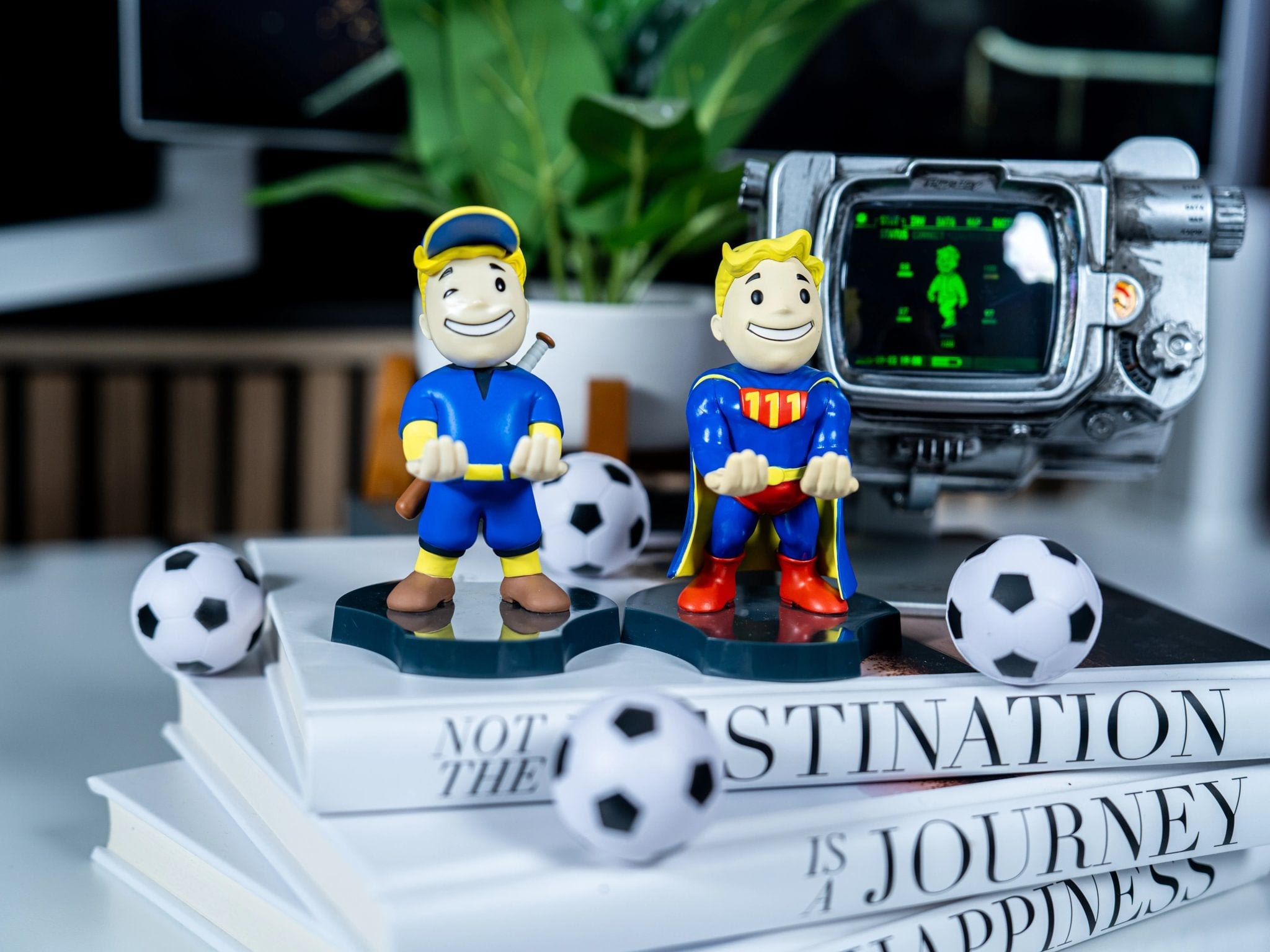 Official Fan-Fuelled Pop Culture Collectibles | EXG