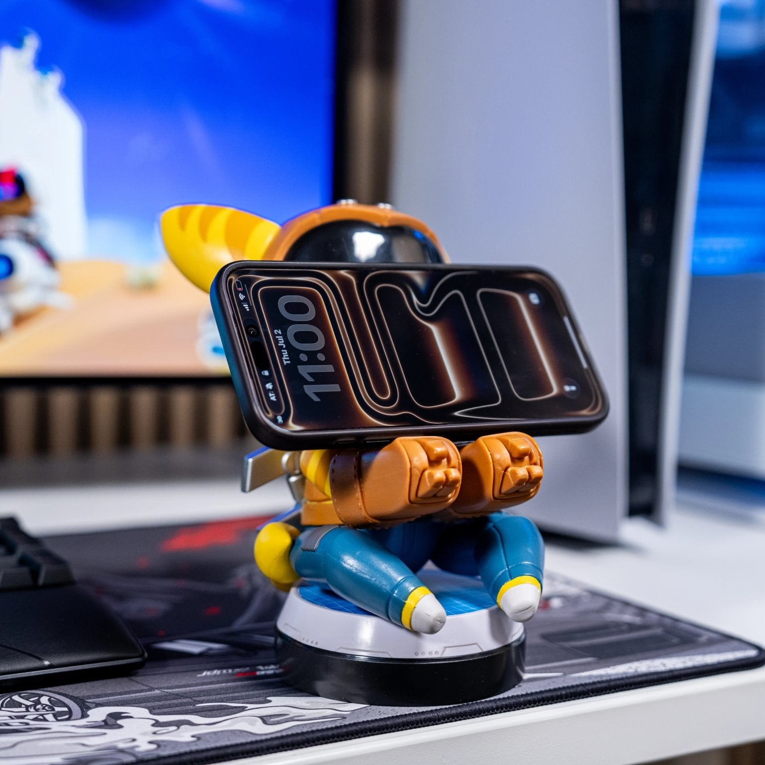 Ratchet Bot Phone and Tech Holder – PlayStation, Cable Guys