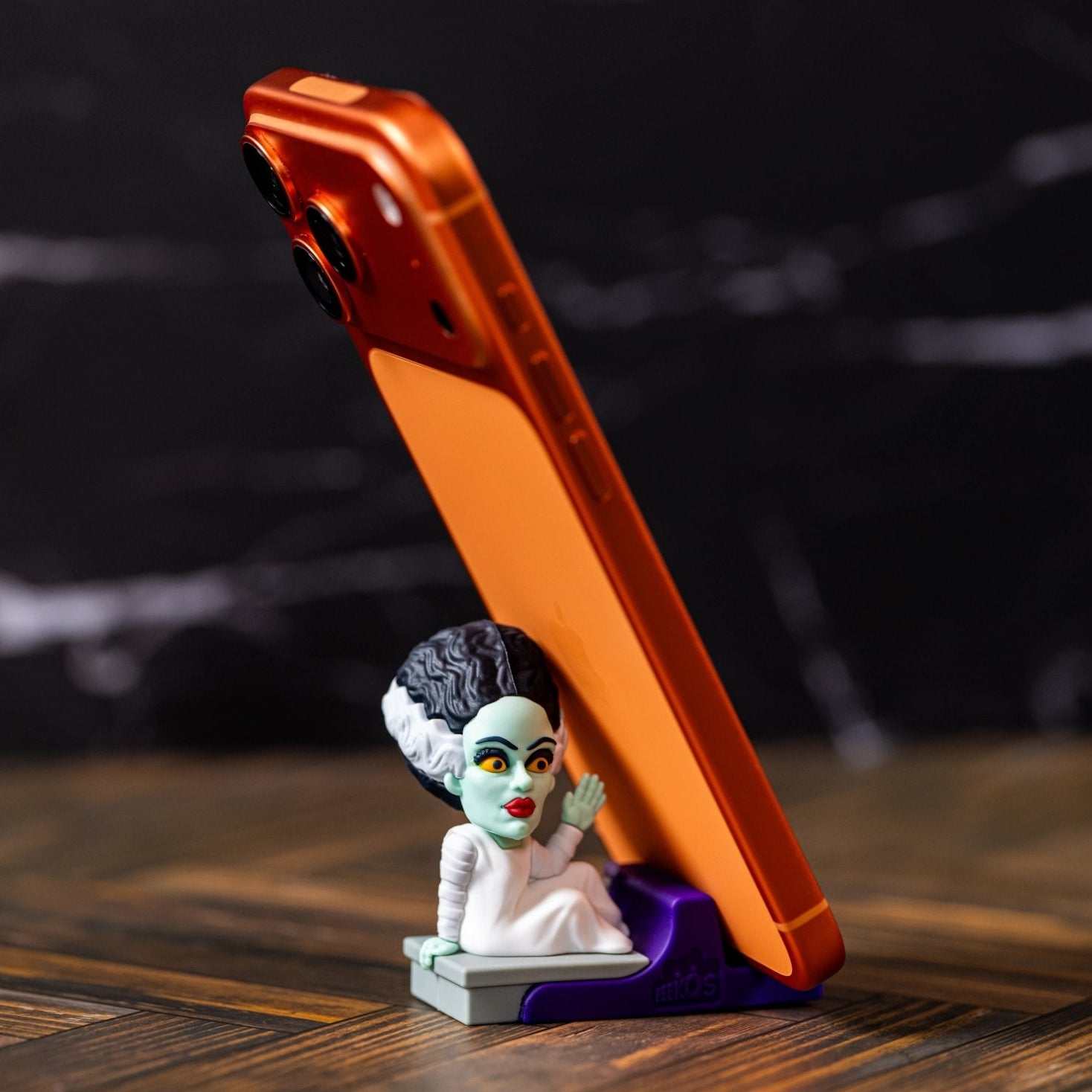 Universal Monsters Peeko Phone Stand Collectibles - Universal, Peekos
