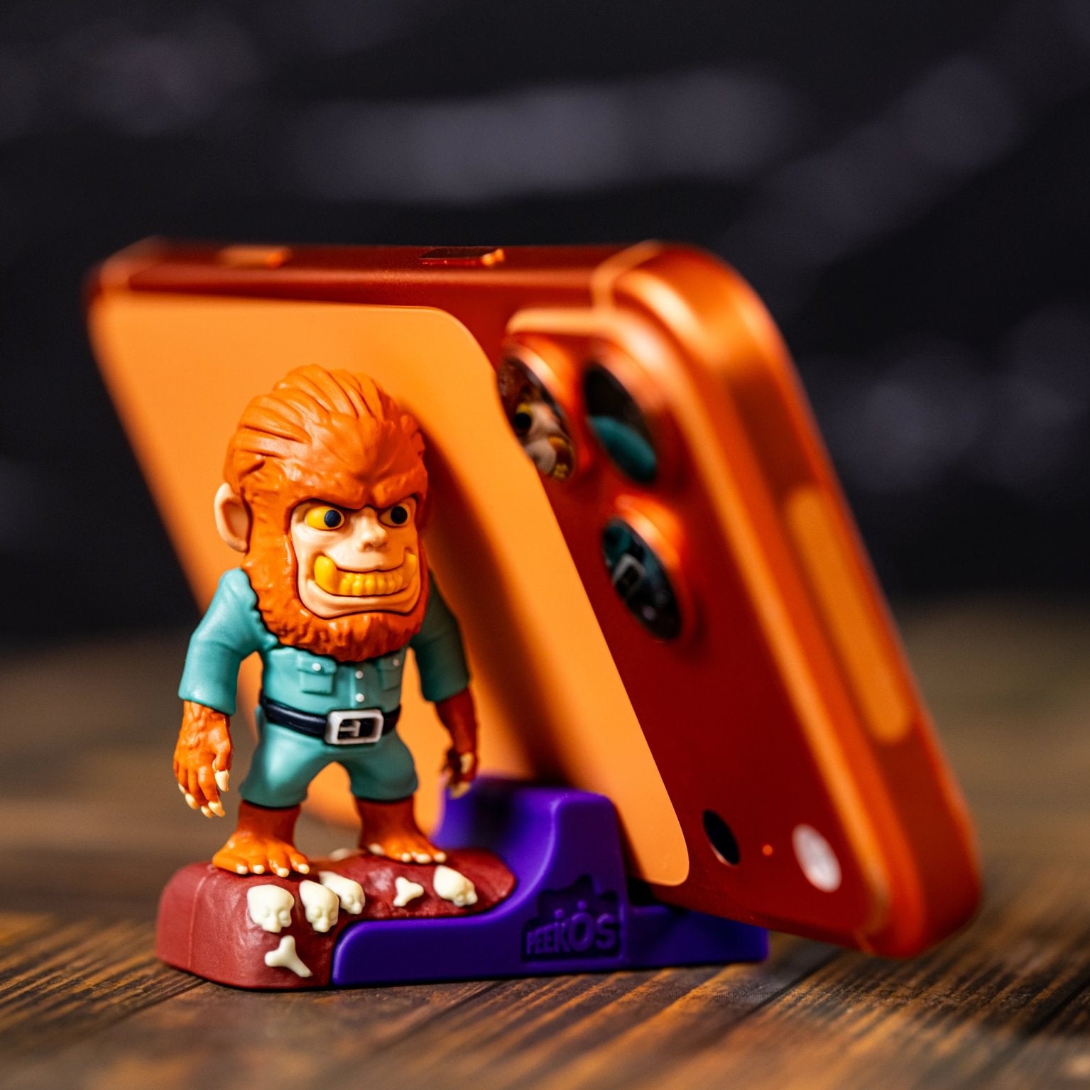 Universal Monsters Peeko Phone Stand Collectibles - Universal, Peekos