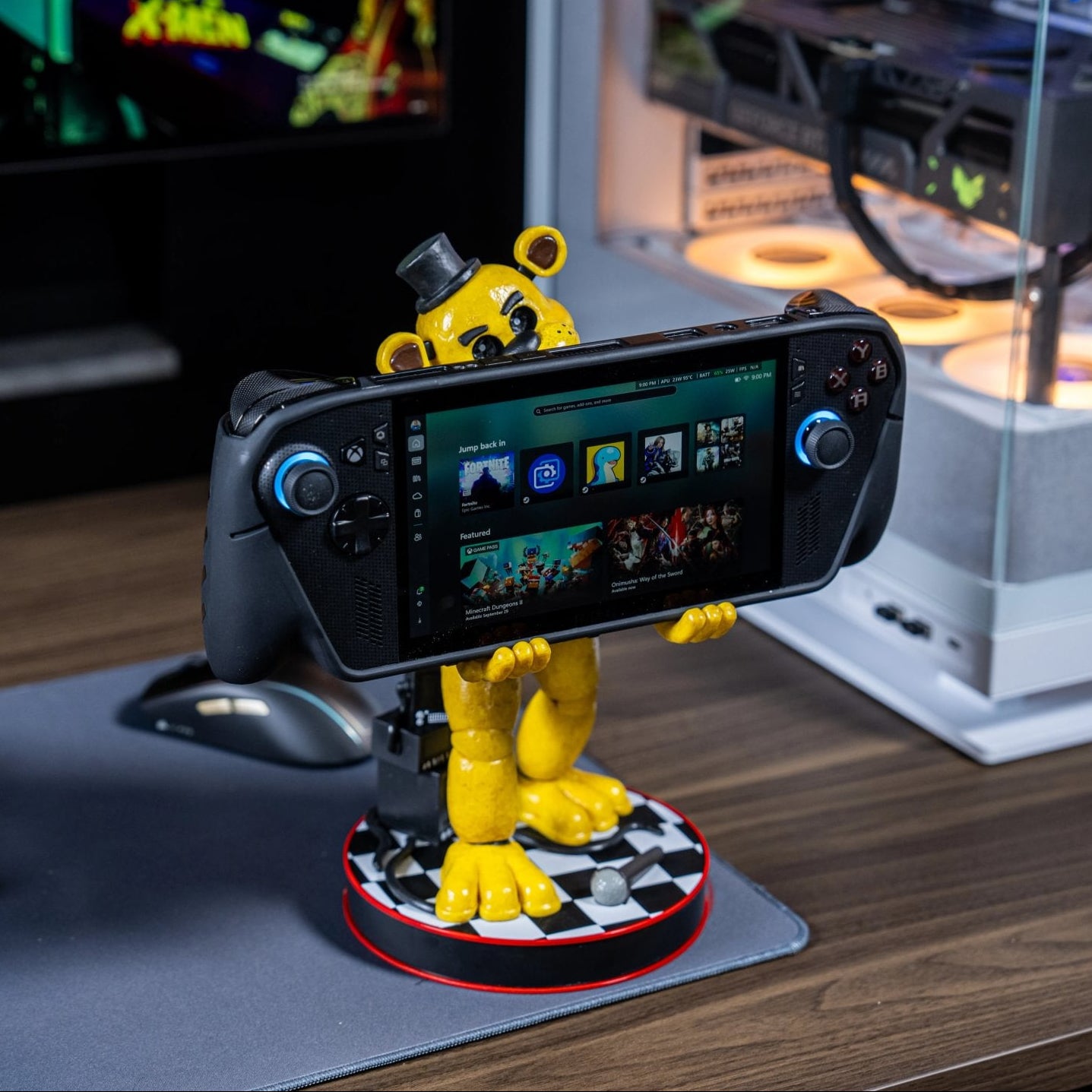 XL Golden Freddy Controller Holder for Gaming Devices, iPad, and Portable Consoles - Five Nights at Freddy's, Cable Guys