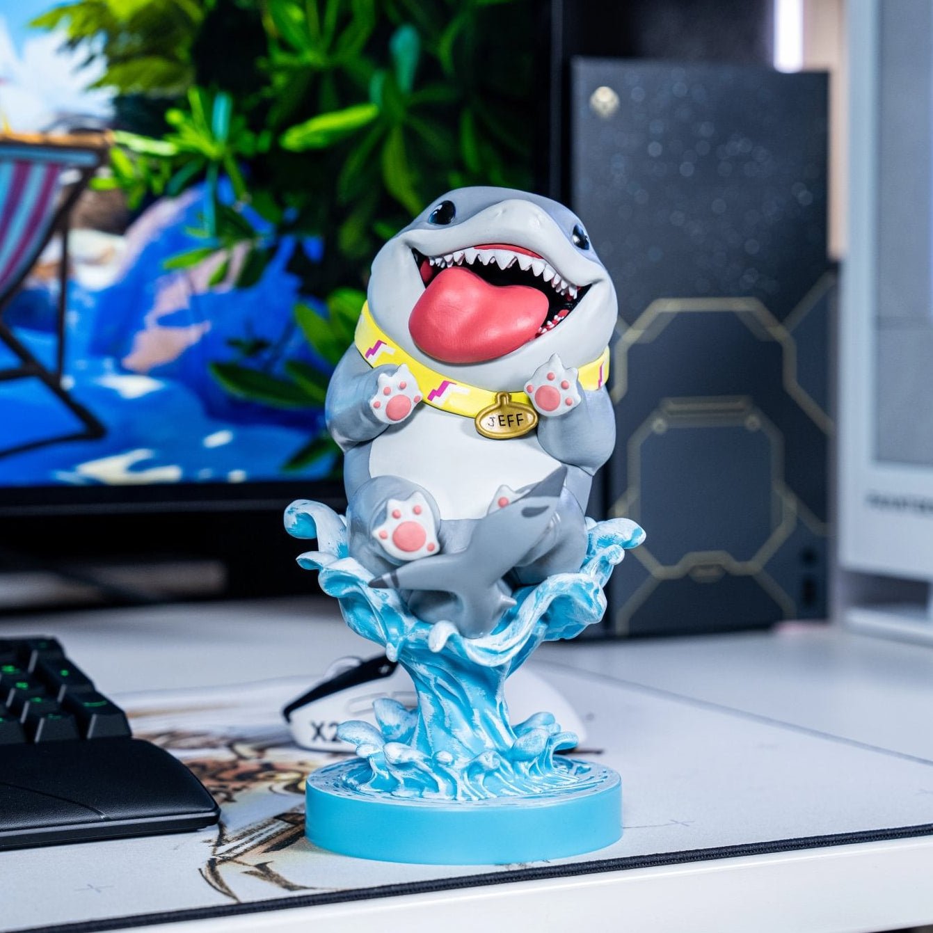 Jeff the Land Shark: Adopted Avenger Cable Guys Controller Holder & Phone Stand - Marvel, Cable Guys - EXG Pro
