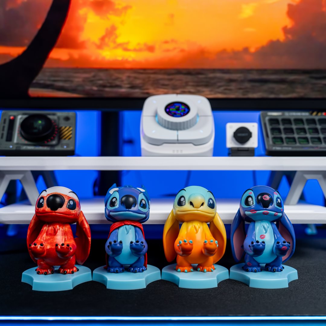 Badness Level Stitch Phone Stand - Lilo & Stitch, Mini Cable Guys