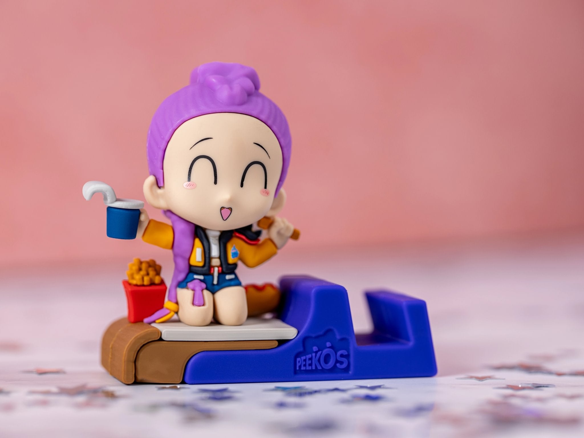 Rumi Noodles Phone Stand Collectible – K-Pop Demon Hunters, Peekos - EXG Pro