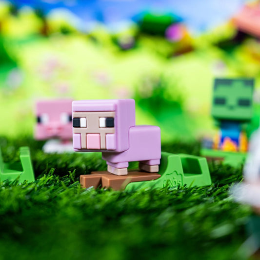 Sheep Phone Stand Collectible – Minecraft, Peekos - EXG Pro