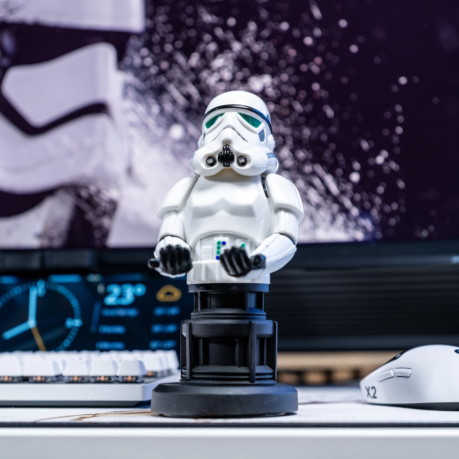 Stormtrooper Controller Holder & Phone Stand – Star Wars, Cable Guys - EXG Pro
