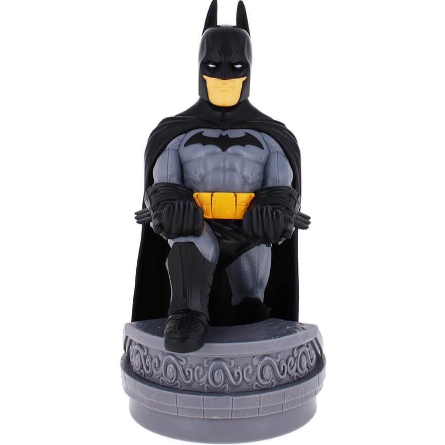 Soporte Figura Cable Guy DC Batman vista frontal con mando