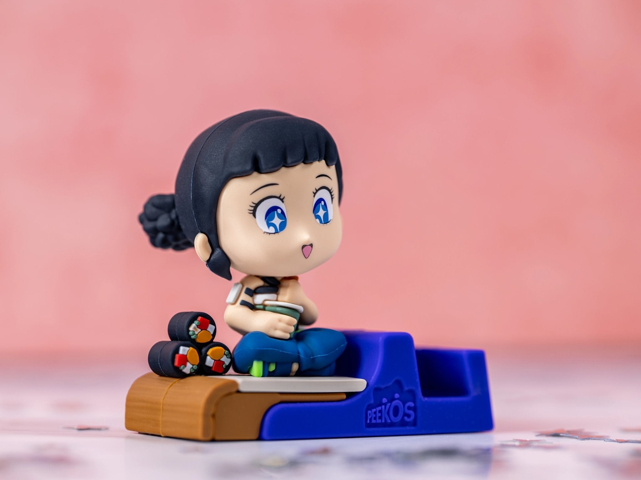 Zoey Noodles Phone Stand Collectible – K-Pop Demon Hunters, Peekos - EXG Pro